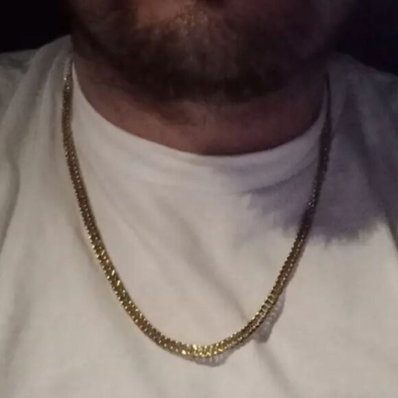 Golden stainless steel necklace 23.62 inches - Picture 6 of 10